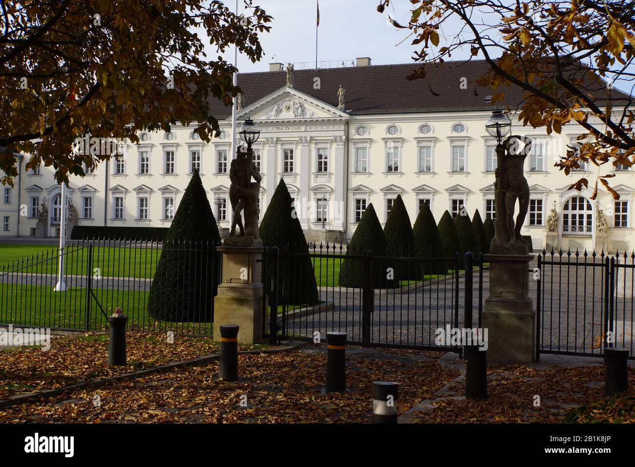 Schloss Bellevue, Sitz des Bundespräsidenten, Berlino, Deutschland Foto Stock