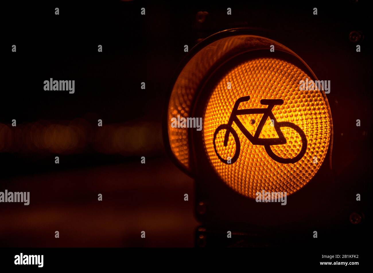 semaforo bici arancione Foto Stock