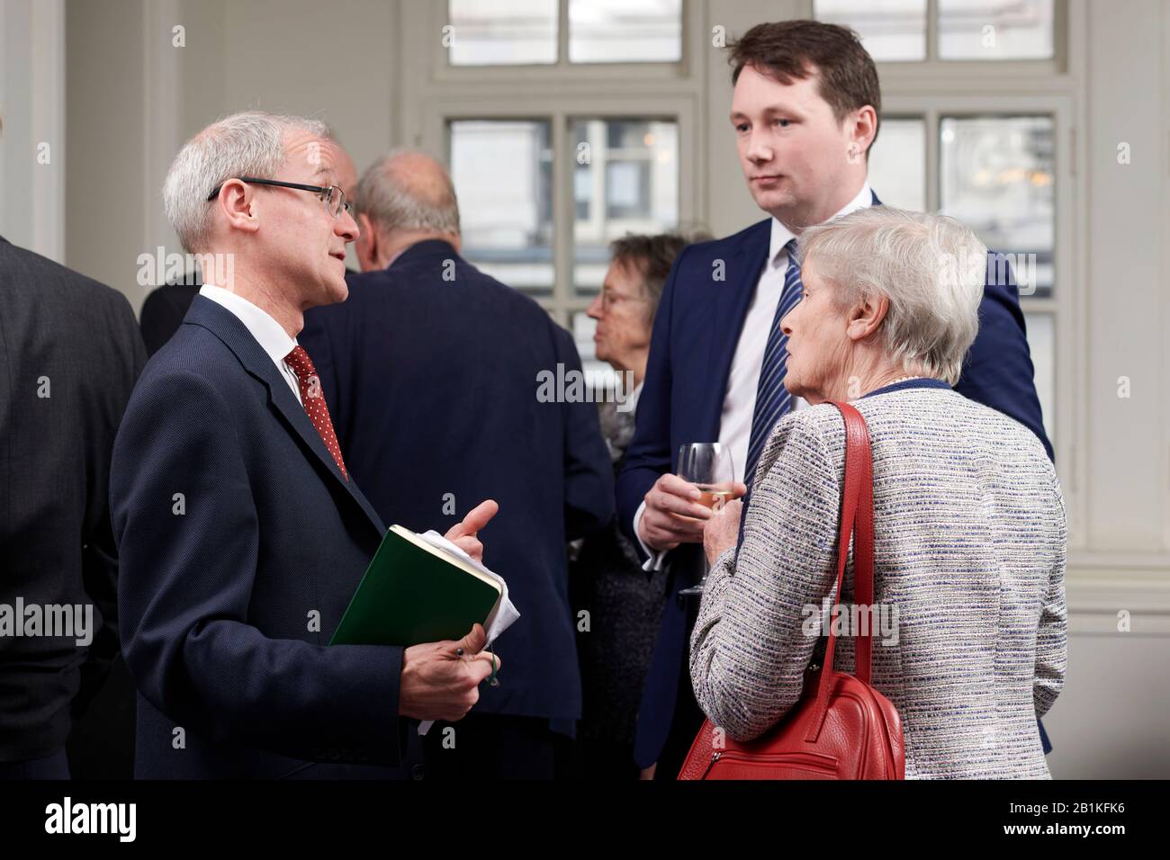 Sinclair Mckay, Jack Blackburn & Anne Husk Al Pranzo Letterario Oldie 25/02/20 Foto Stock