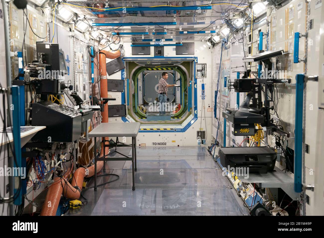 Interno di un mock-up di dimensioni complete della Stazione spaziale Internazionale (ISS) al Johnson Space Center. La struttura è utilizzata per la formazione degli astronauti per familiarizzare con la ISS prima delle missioni. Foto Stock
