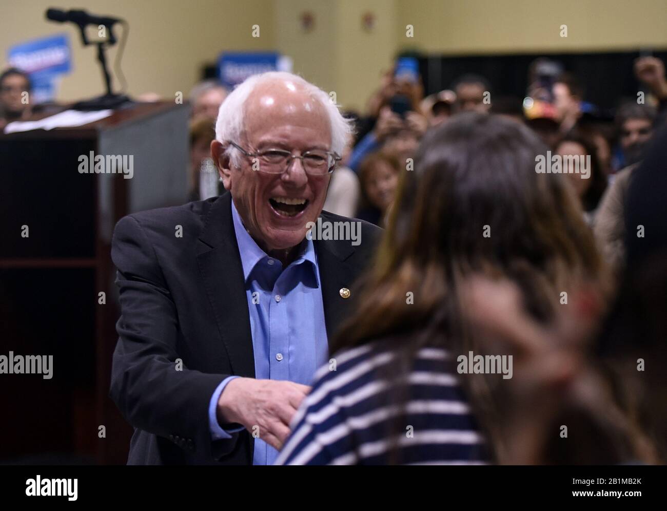 Charleston, Stati Uniti. 26th Feb, 2020. 26 febbraio 2020 - Charleston, South Carolina, Stati Uniti - il senatore Bernie Sanders, candidato democratico alla presidenza, si è rivolto ai sostenitori di una campagna di rally il 26 febbraio 2020 presso il Charleston Area Convention Center di Charleston, South Carolina. Credit: Paul Hennessy/Alamy Live News Foto Stock