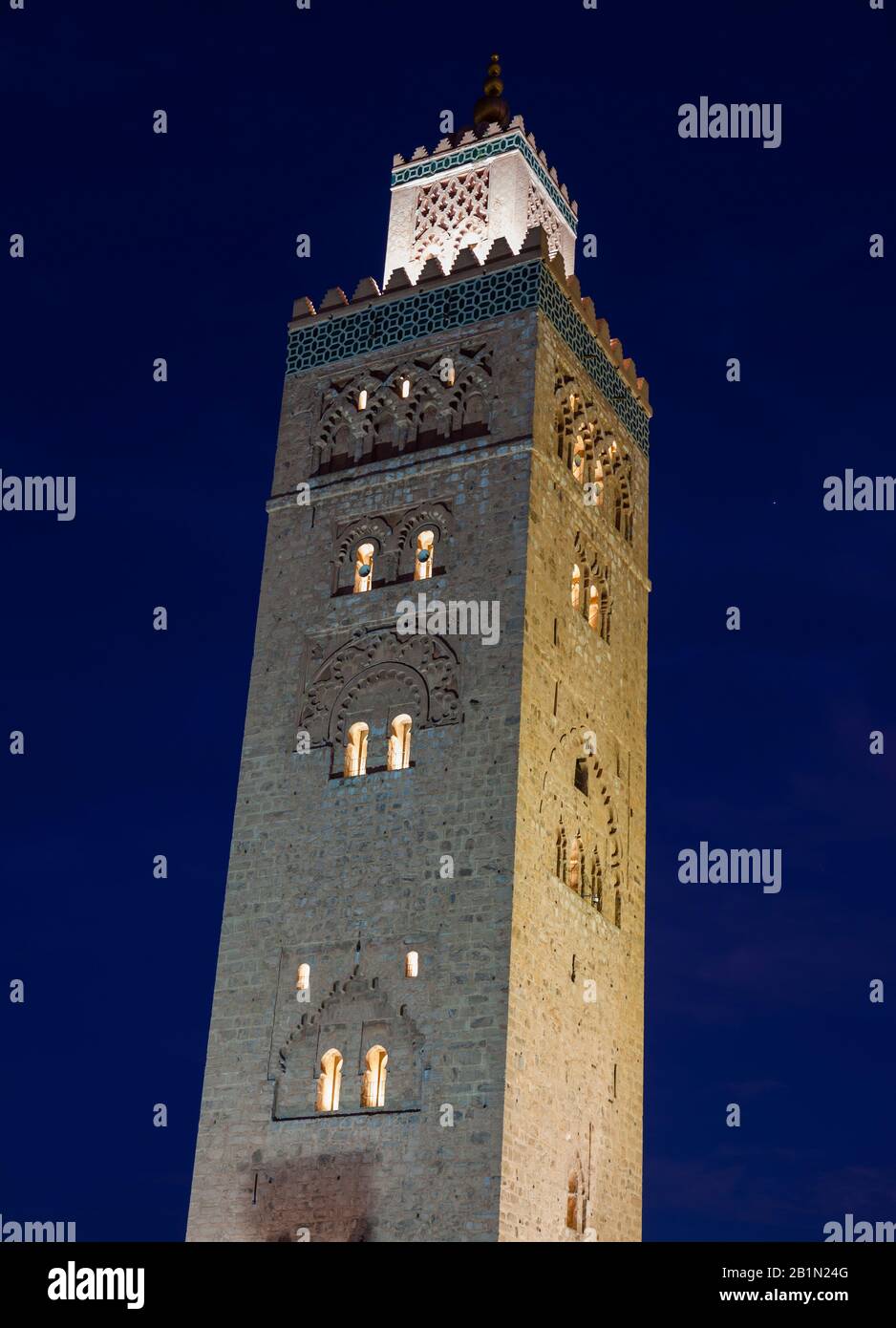Minareto della moschea di Koutoubia, piazza Djema el-Fna. Marrakech, Marocco Foto Stock
