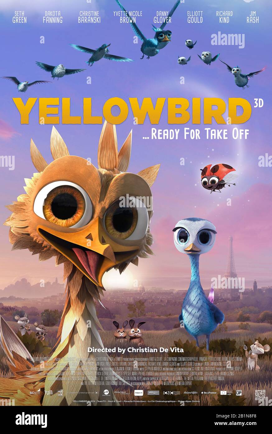 Yellowbird (2014) diretto da Christian De vita e con la partecipazione di Seth Green, Dakota Fanning, Danny Glover ed Elliott Gould. Francese 3D animato avventura su un piccolo uccello orfano che conduce un gregge sulla loro migrazione annuale in Africa. Foto Stock