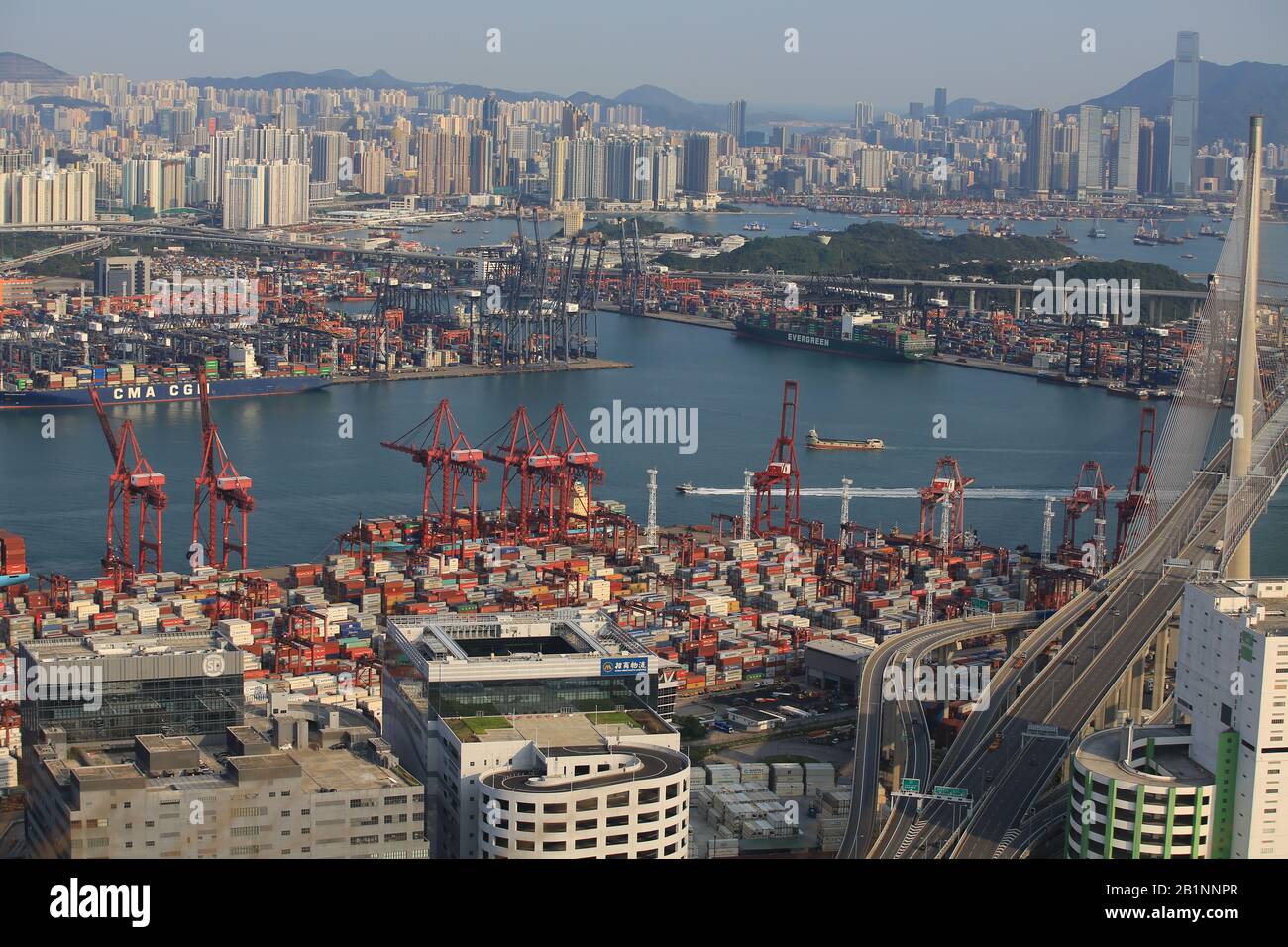 Kwai Tsing terminal terminal vista porto in drone Foto Stock
