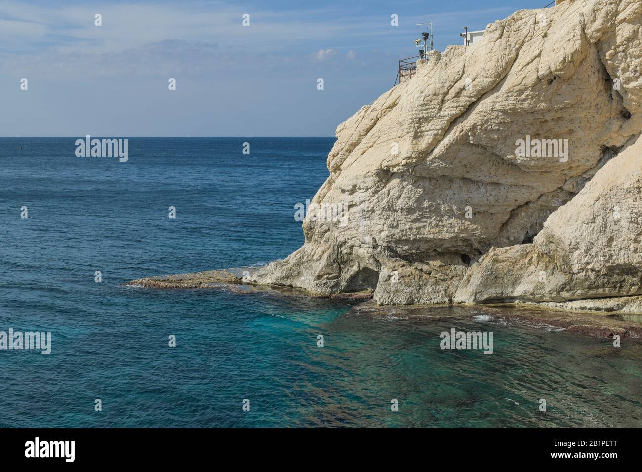 Küste, Mittelmeer, Felsen Von Rosh Hanikra, Nord-Israele Foto Stock