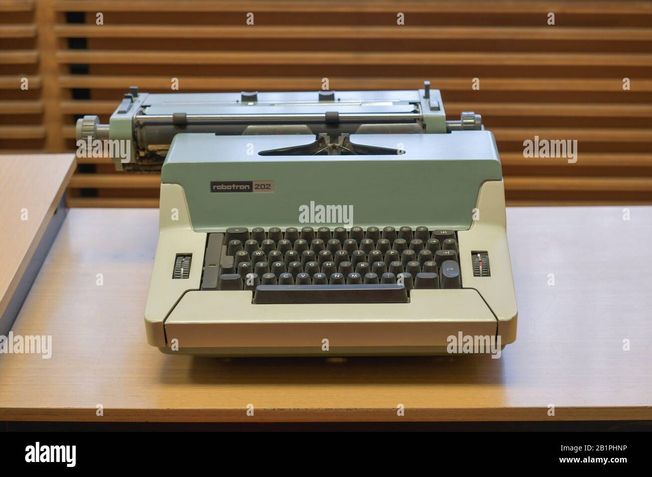 Schreibmaschine, Sekretariat, Haus 1, Stasi-Zentrale, Ruschestraße, Lichtenberg, Berlin, Deutschland Foto Stock