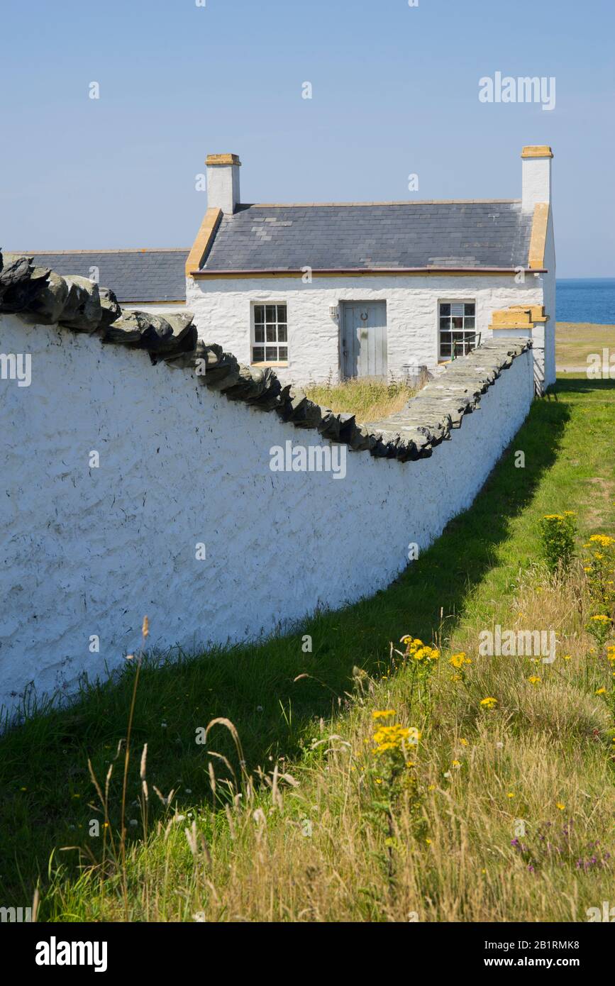 Faro o faro sul porto sull'isola di Man, Mare d'Irlanda, Regno Unito Foto Stock