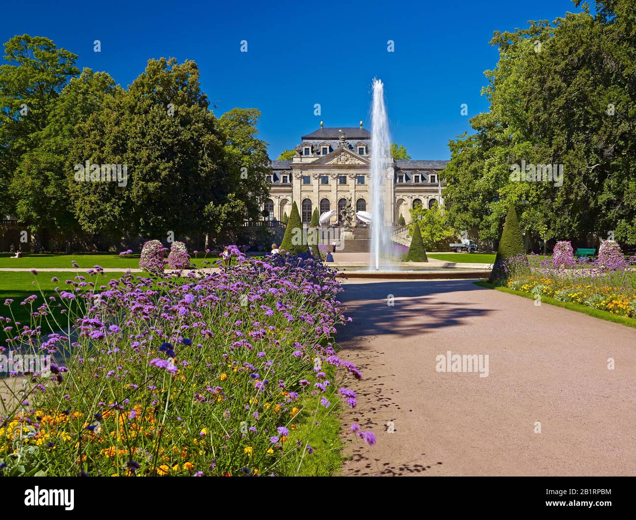Giardino del palazzo con orangeria e fontana a Fulda, Hessen, Germania, Foto Stock