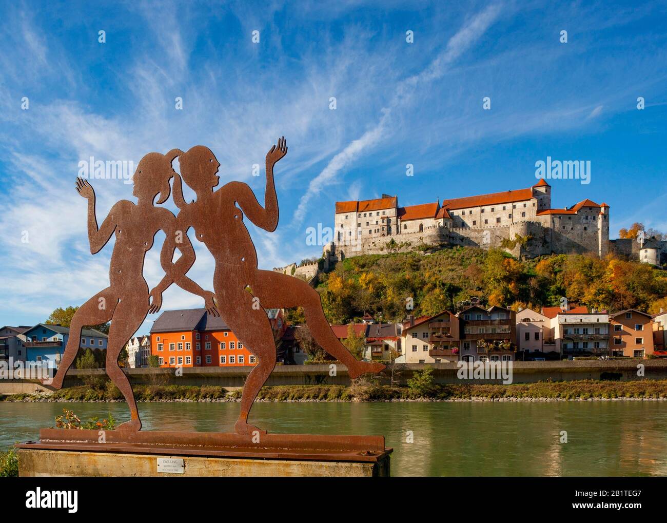 Segno Zodiac scultura, segno di pietra Gemini, castello di Burghausen, Burghausen, Baviera, Germania Foto Stock