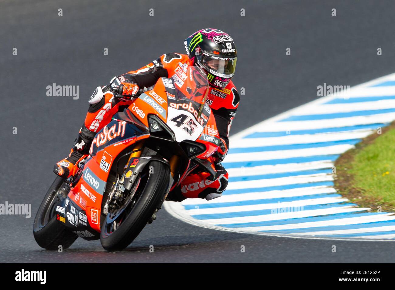 Melbourne, Australia, 28 Febbraio 2020. Aruba.IT Racing - pilota Ducati Scott Redding (45) durante il Campionato Mondiale Motul FIM Superbike - WorldSBK Practice 1, Phillip Island Circuit, Australia. Credito: Dave Hewison/Alamy Live News Foto Stock