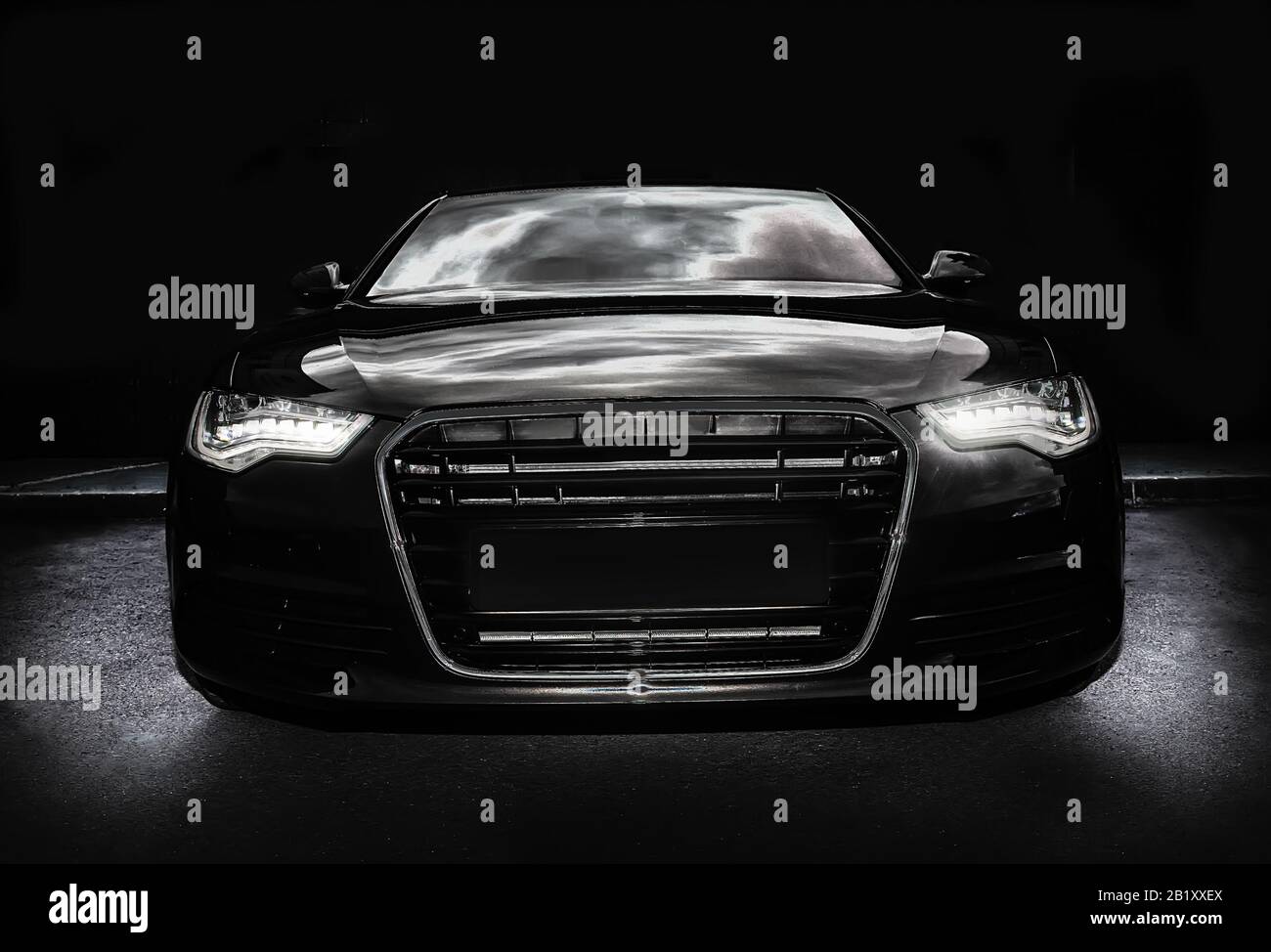 Bella black potente vettura sportiva Foto Stock