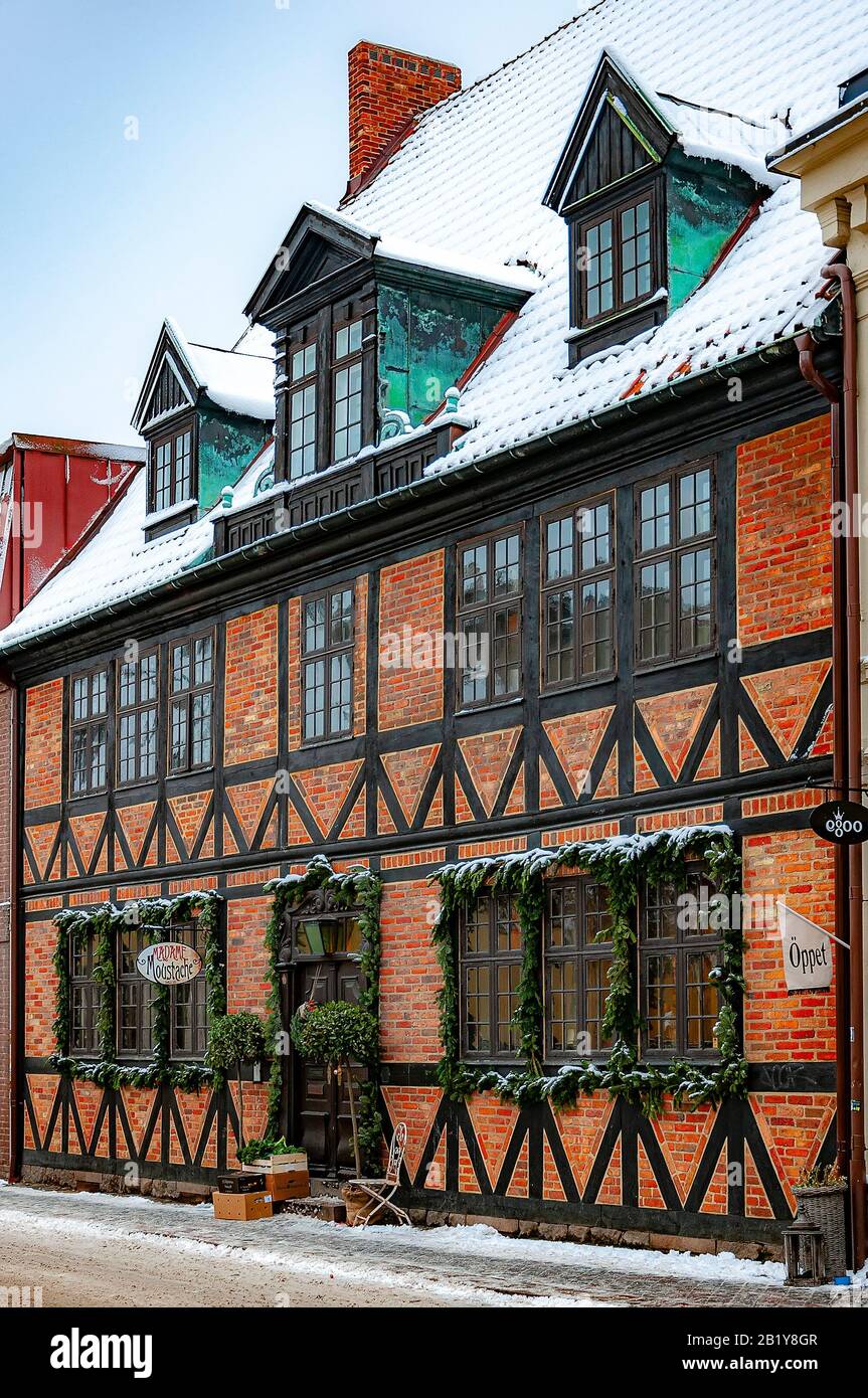 Helsingborg, SVEZIA - 17 DICEMBRE 2010: Il pub madame baffi situato nella zona della città vecchia. Foto Stock