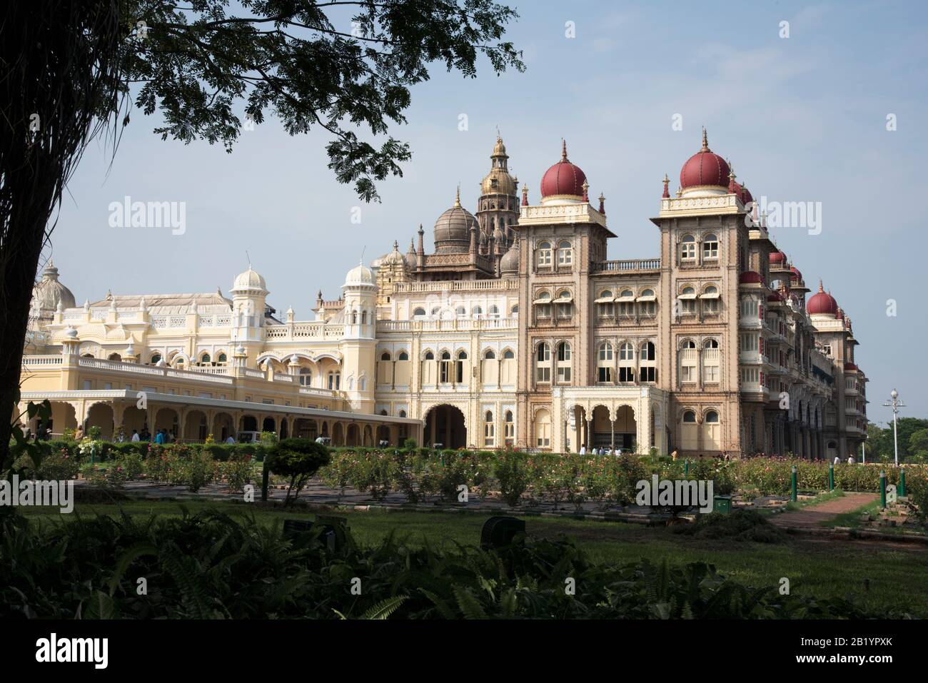 Mysore, Karnataka, India, novembre 2019, il palazzo di Mysore un palazzo storico e una residenza reale e la residenza ufficiale della dinastia di Wadiyar Foto Stock