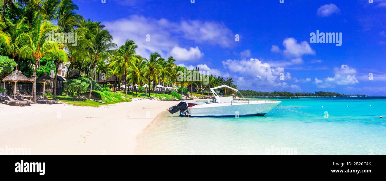 Vacanza tropicale e resort di lusso dell'isola di Mauritius. Bella spiaggia belle Mare Foto Stock
