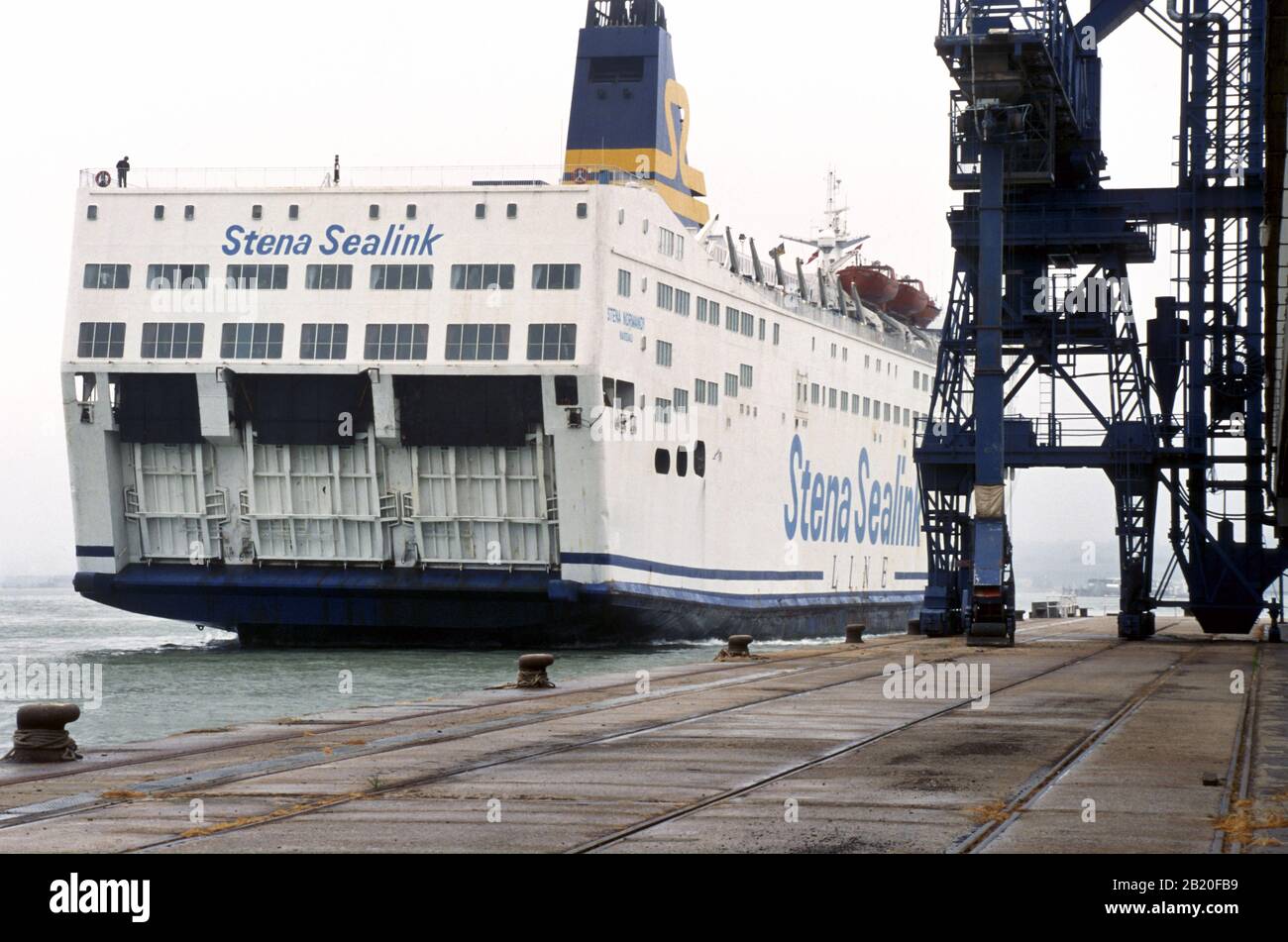 Trasporto passeggeri Stena Sealink al porto di Southampton. Foto Stock