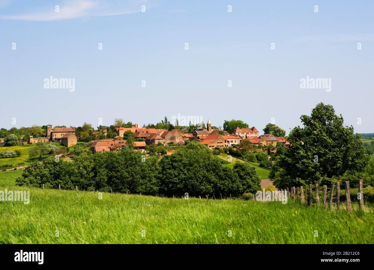 Comunità di Taize, Ordine ecumenico degli uomini, Vista locale di Taize, Dipartimento Saone e Loira, Borgogna, Francia Foto Stock