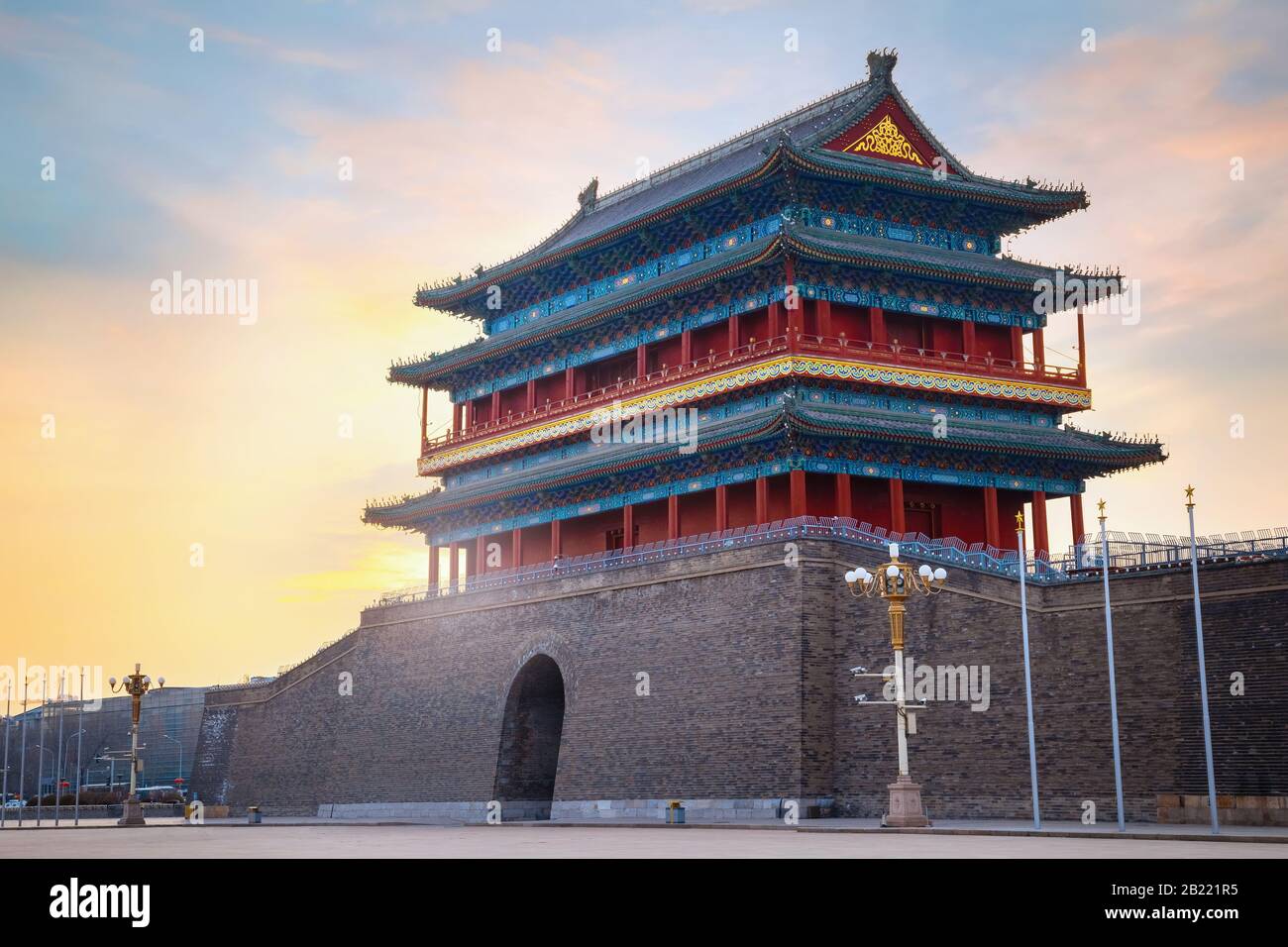 Pechino, Cina - 17 gennaio 2020: Porta Qianmen o Zhengyangmen, costruita per la prima volta nel 1419 durante la dinastia Ming, situata sul lato meridionale del Tiananmen Sq Foto Stock