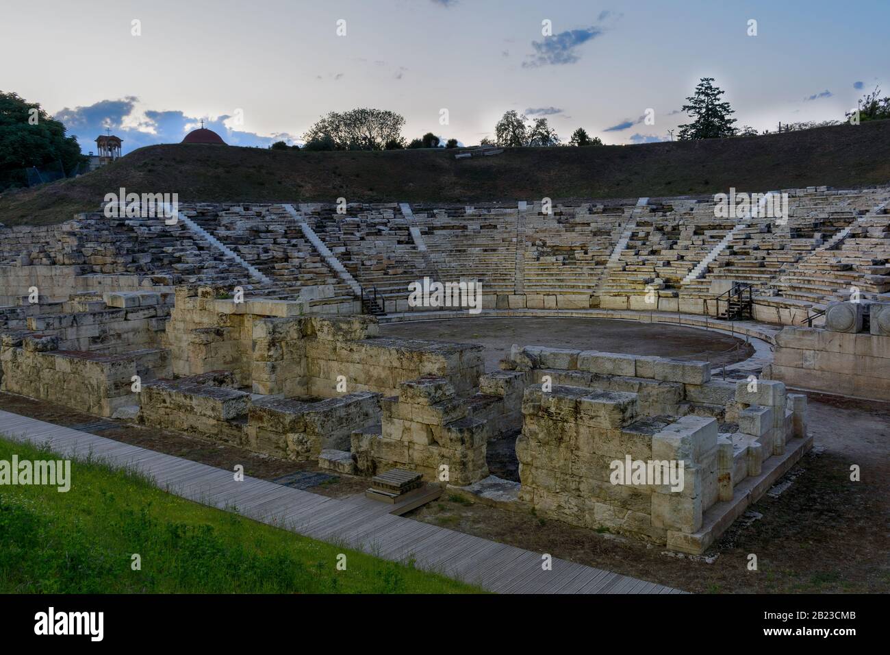 Teatro antico nella città di Larissa in Grecia. Foto Stock