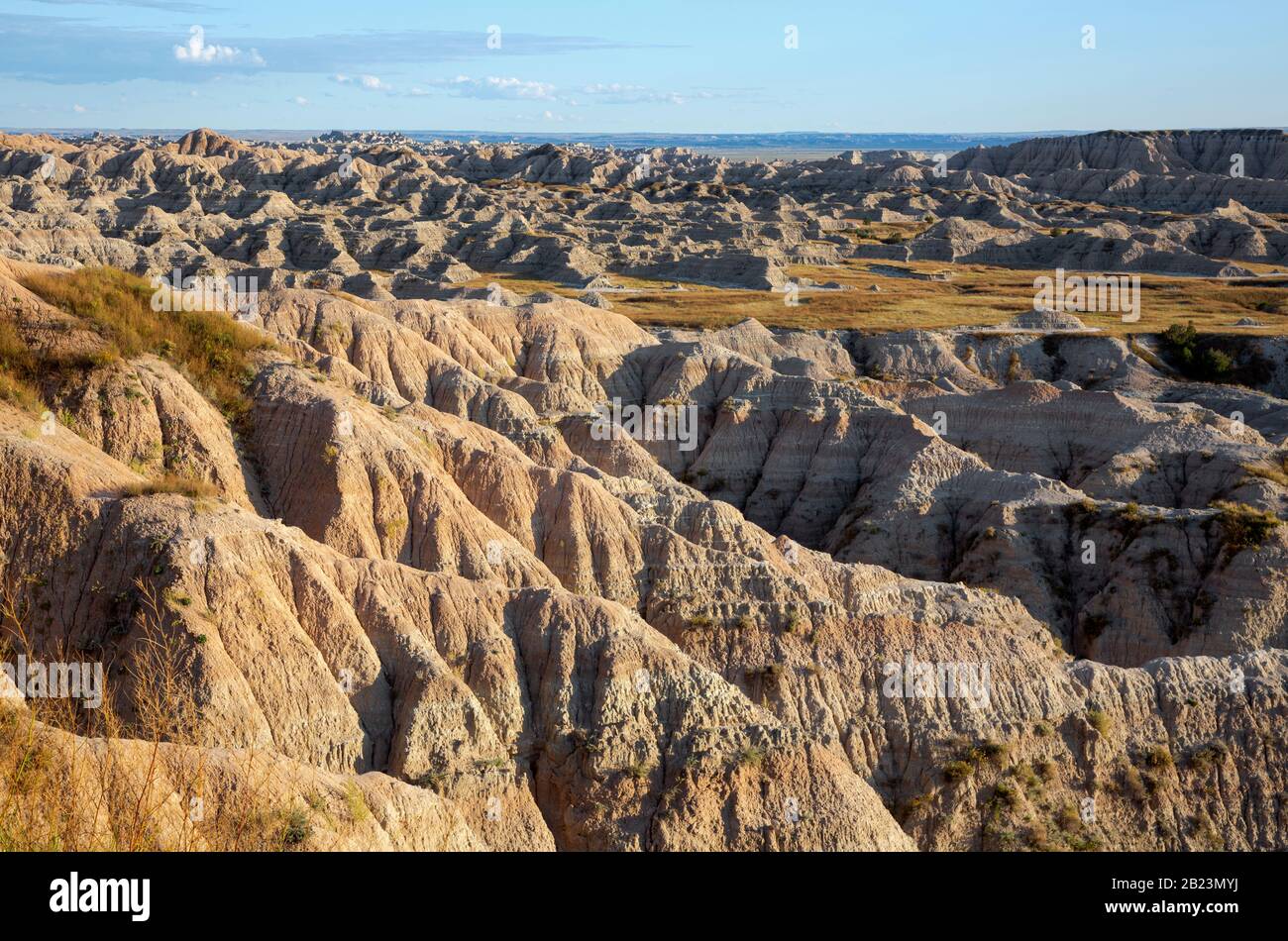 SD00244-00....SOUTH DAKOTA - le colline e le creste di arenaria Stratificate viste dal Wilderness di Badlands Si Affacciano nel Parco Nazionale di Badlands. Foto Stock