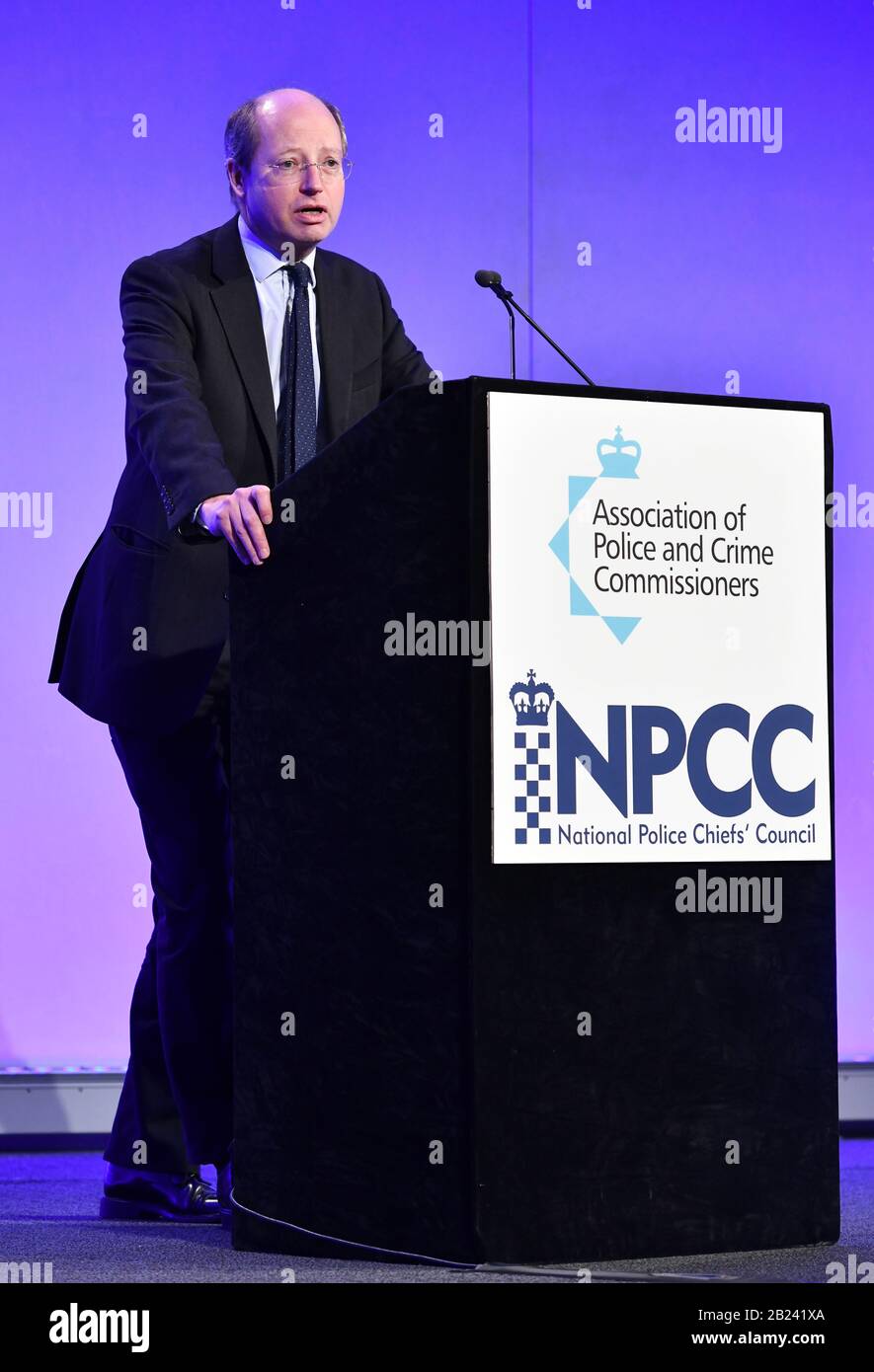 Sir Philip Rutnam, ex Segretario permanente presso il Ministero degli interni. Parlando ai capi della polizia al vertice del partenariato APCC/NPCC 2020 a Westminster. Foto Stock