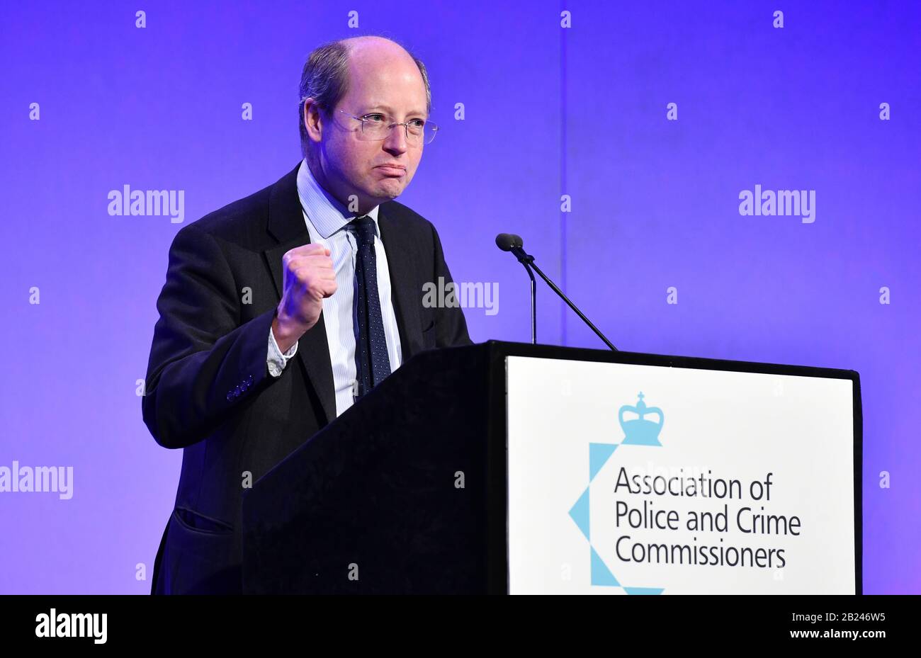 Londra, Regno Unito. 27th febbraio 2020. Sir Philip Rutnam ha parlato all'APCC & NPCC (capi della polizia), al vertice del partenariato congiunto al QE11 Conference Center di Westminster, Londra, giovedì 27 febbraio 2020. Sir Philip Rutnam si dimise oggi come Segretario permanente presso l'Ufficio nazionale e intende rivendicare un licenziamento costruttivo da parte del governo. Credito: Simon Hadley / Alamy Foto Stock