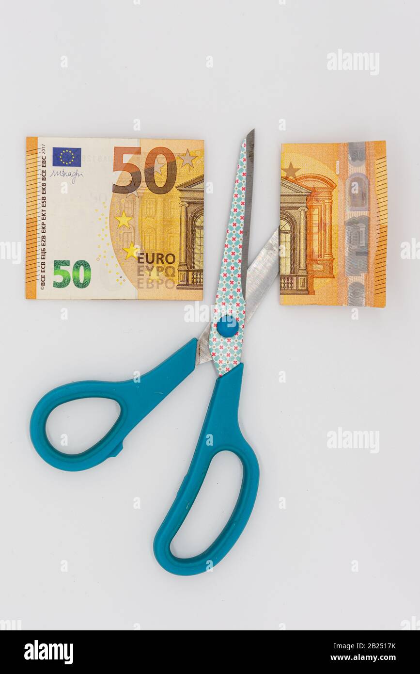 Durante la crisi dell'ecommerce le banconote in euro hanno perso il loro valore Foto Stock