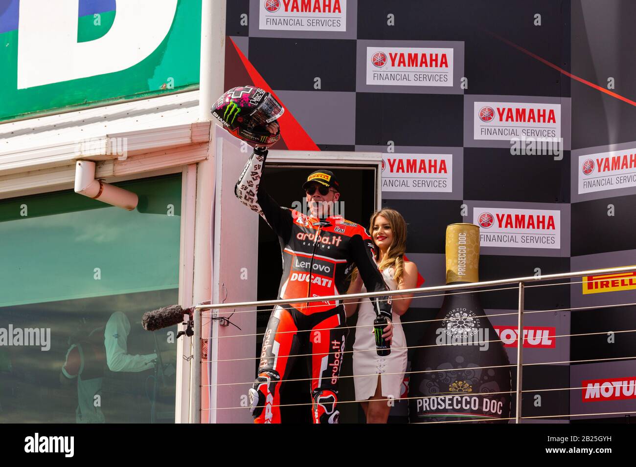 Melbourne, Australia, 1° Marzo 2020. Il pilota britannico Scott Redding si svolge al terzo posto durante il Motul FIM Superbike World Championship, Phillip Island Circuit, Australia. Credito: Dave Hewison/Alamy Live News Foto Stock