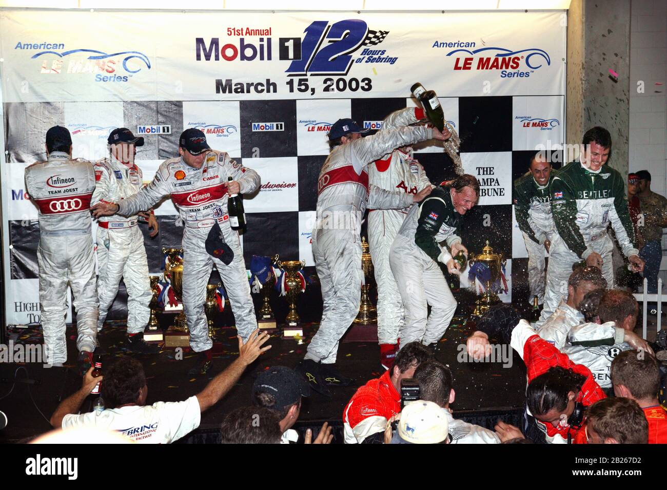 Vincitori Podium alla gara di 12 ore di Sebring 2003 Foto Stock