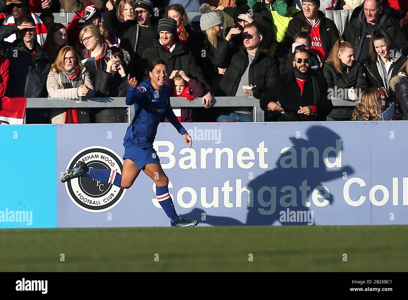 Sam Kerr di Chelsea segna il secondo gol per la sua squadra e celebra durante l'Arsenal Women vs Chelsea Women, Barclays fa Women's Super League Footbal Foto Stock