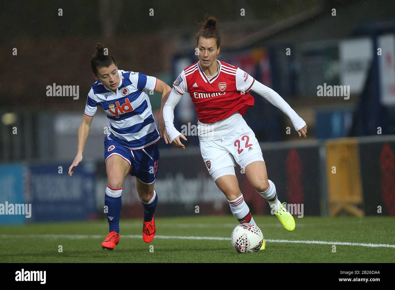 Viktoria Schnaderbeck di Arsenal e Angharad James Di Lettura durante La Lettura FC Donne vs Arsenal Donne, Barclays fa Women's Super League Football AT Foto Stock Viktoria Schnaderbeck di Arsenal e Angharad James Di Lettura durante La Lettura FC Donne vs Arsenal Donne, Barclays fa Women's Super League Football AT Foto Stock