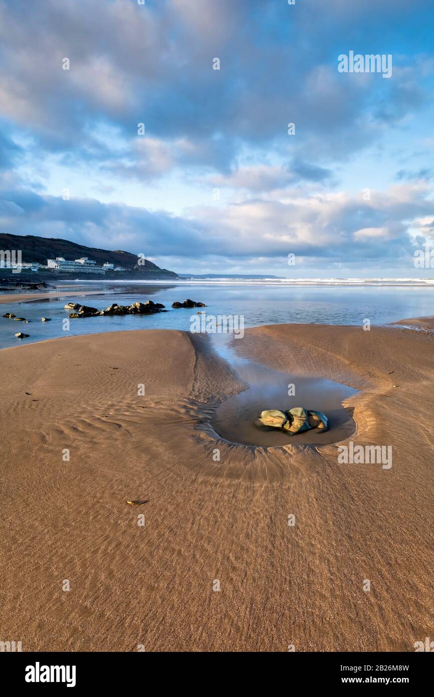 Ovest ho! spiaggia a sud-ovest, bassa marea, sabbia sulla spiaggia. Foto Stock