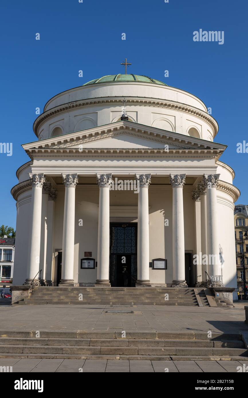 Chiesa di San Alessandro su Tre Croci Piazza a Varsavia, Polonia, simbolo della città in stile neoclassico. Foto Stock