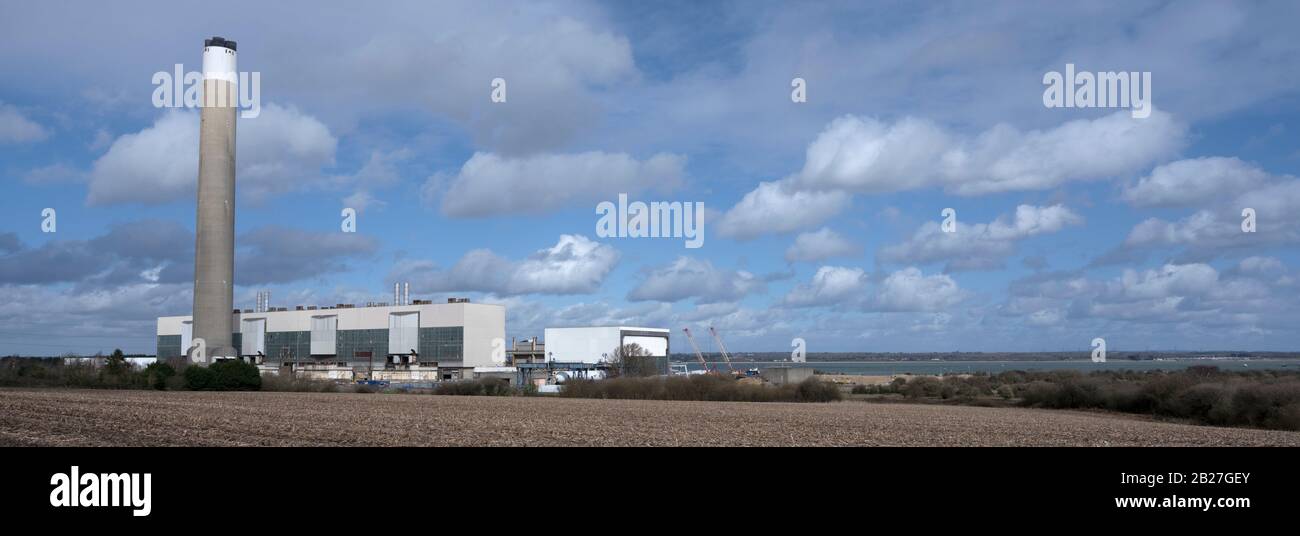 Fawley Power Station, smantellata nel 2013, ora smantellata, Fawley, Waterside, Hampshire, Inghilterra, Regno Unito Foto Stock