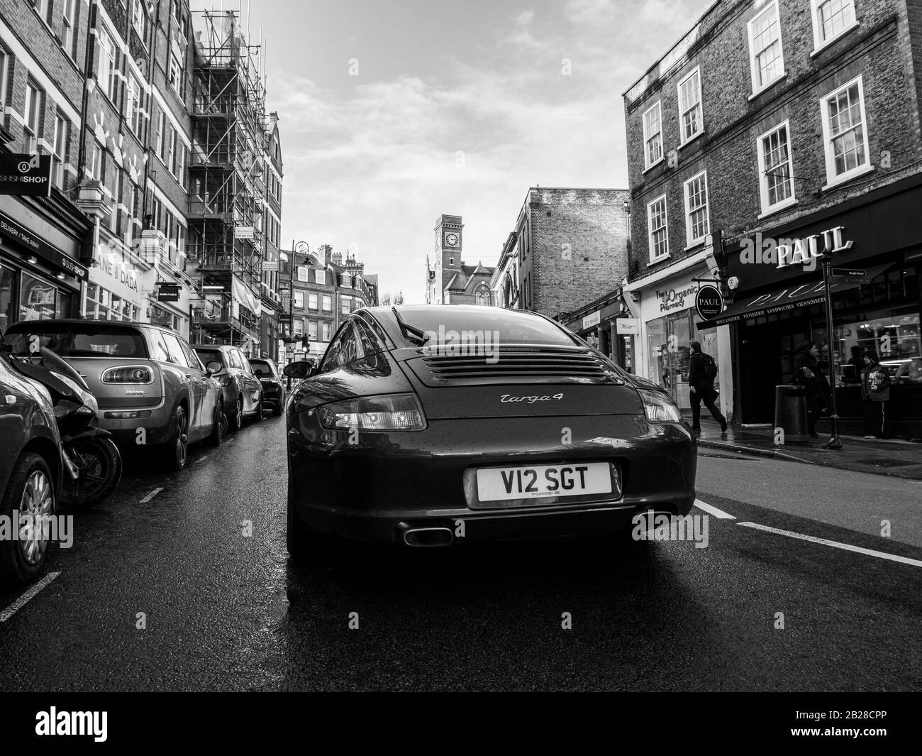 Porsche 911 auto a Hampstead High Street Londra. Foto Stock