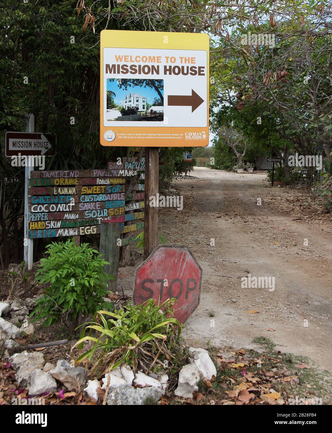 Indicazioni d'ingresso alla Casa di Misson nella città di Bodden Foto Stock