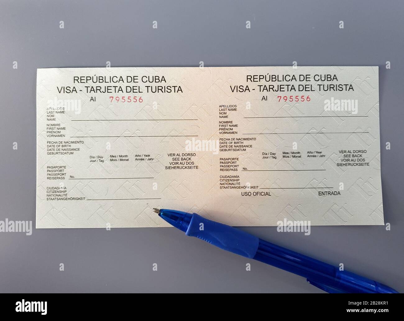 Modulo di richiesta carta Visa per Cuba. Questo modulo deve essere  compilato da ogni visitatore o turista che entra a Cuba Foto stock - Alamy