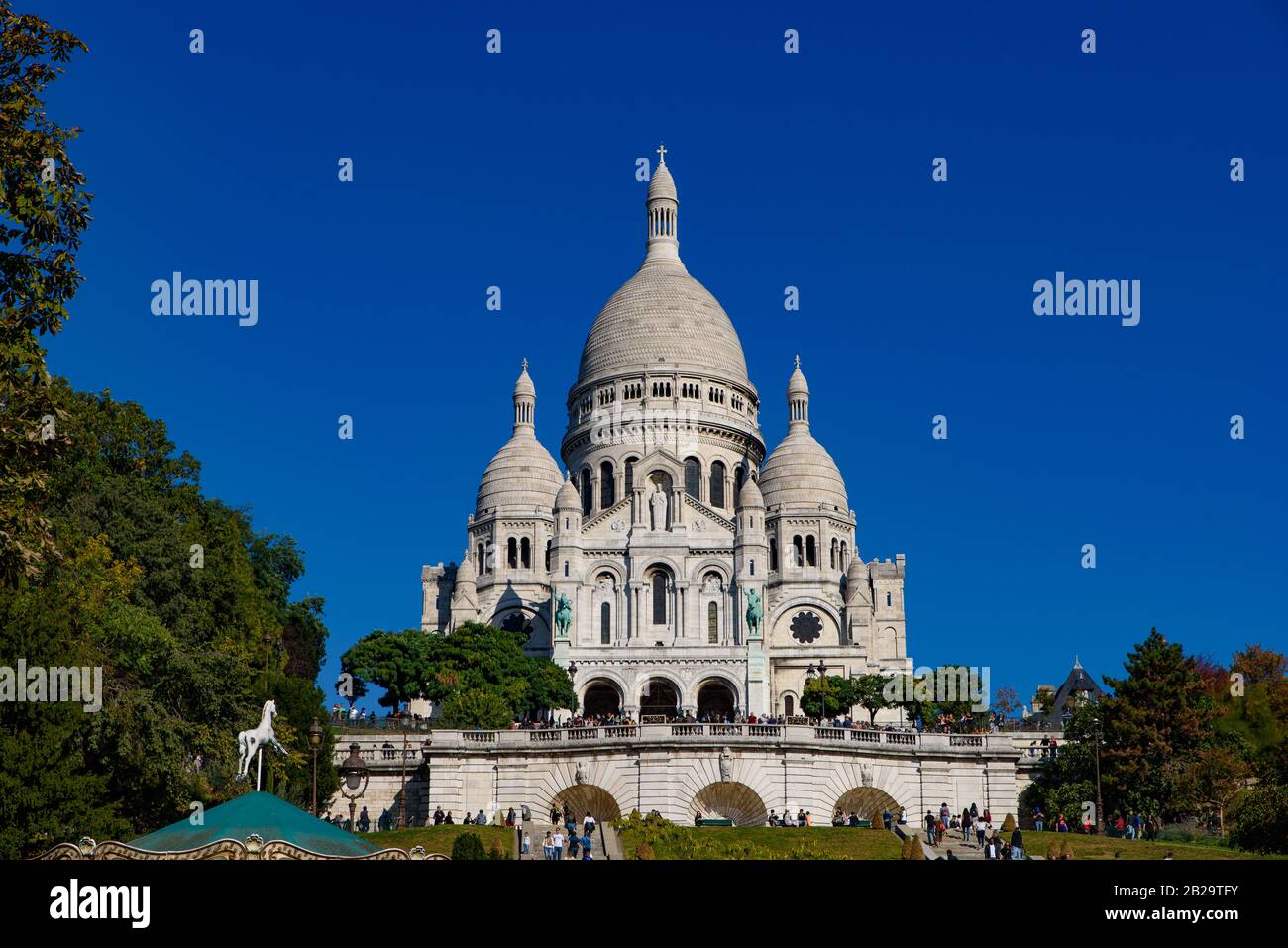 Sacré-Coeur (Basilica Del Sacro Cuore), una famosa chiesa cattolica a Montmartre, Parigi, Francia Foto Stock