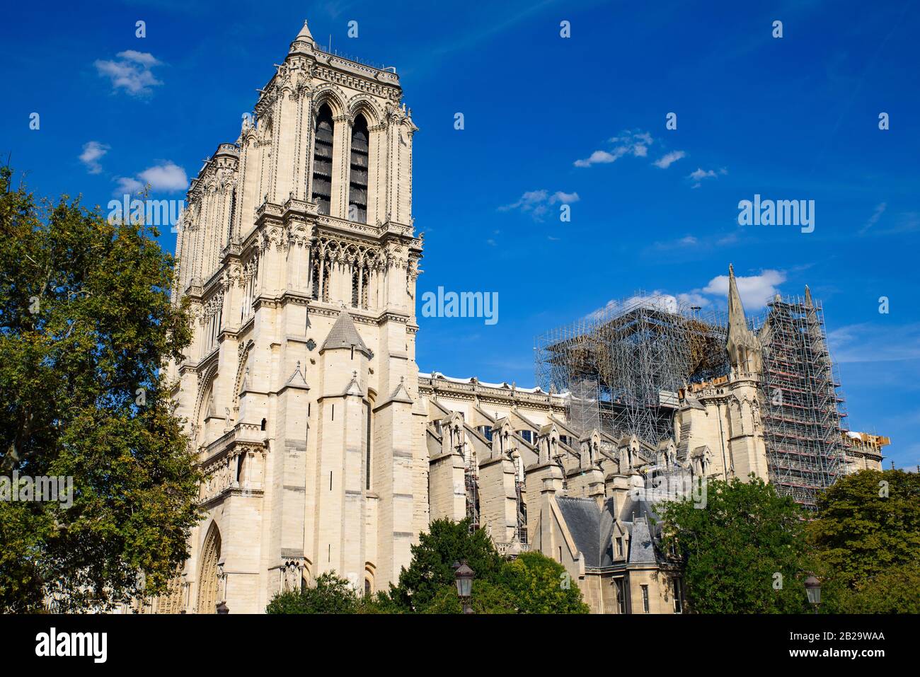Cattedrale di Notre Dame in fase di ricostruzione dopo il fuoco a Parigi, Francia Foto Stock