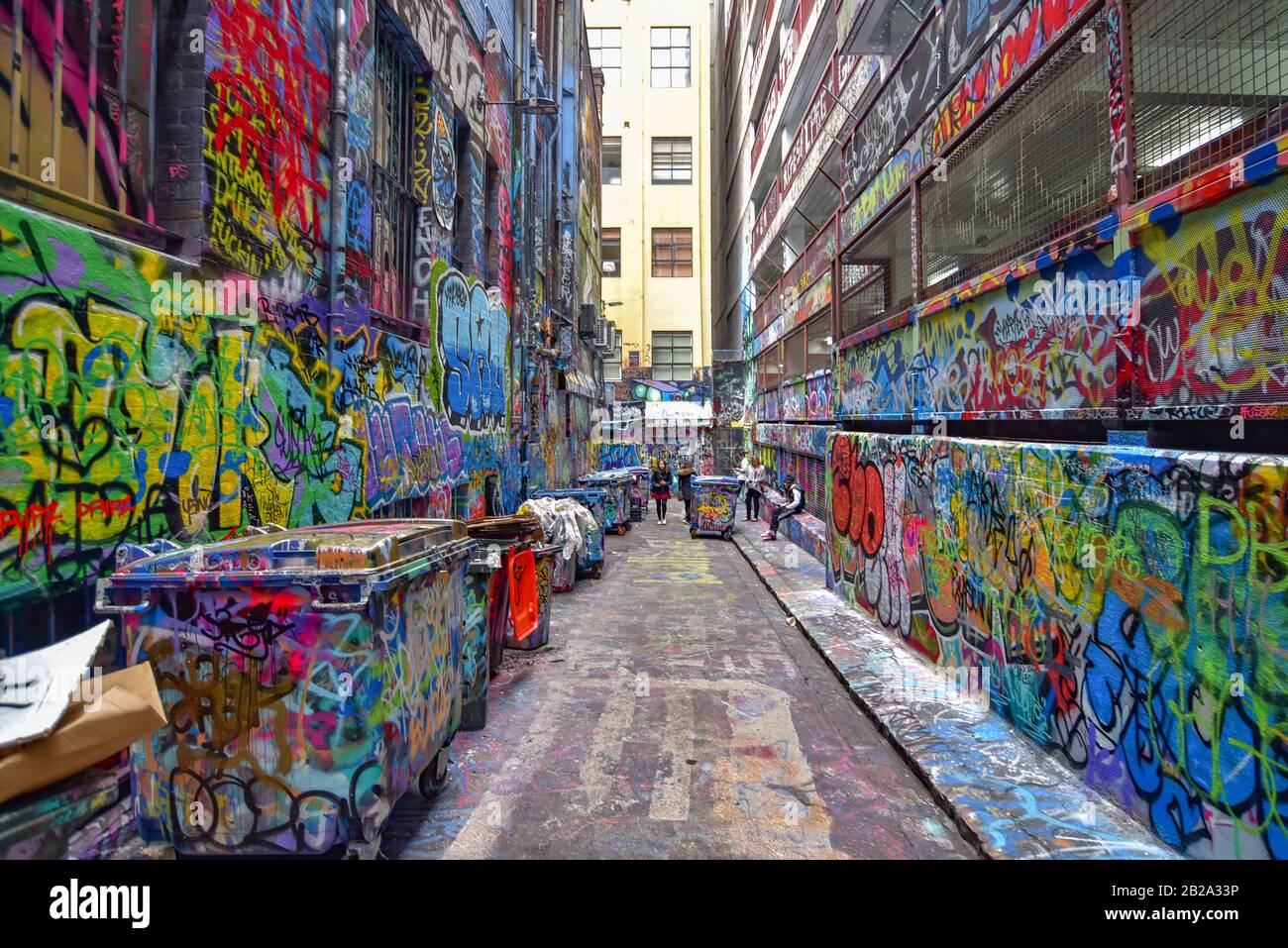 Hosier Lane, una strada famosa per le opere d'arte dei graffiti a Melbourne, Australia Foto Stock