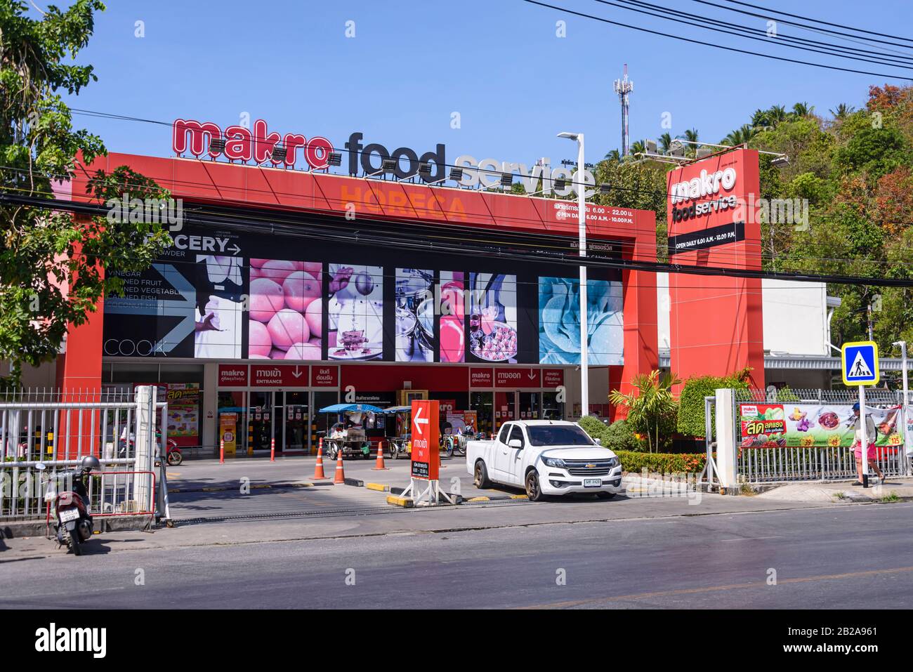 Makro Food all'ingrosso contanti e trasporto, Kata, Phuket, Thailandia Foto Stock
