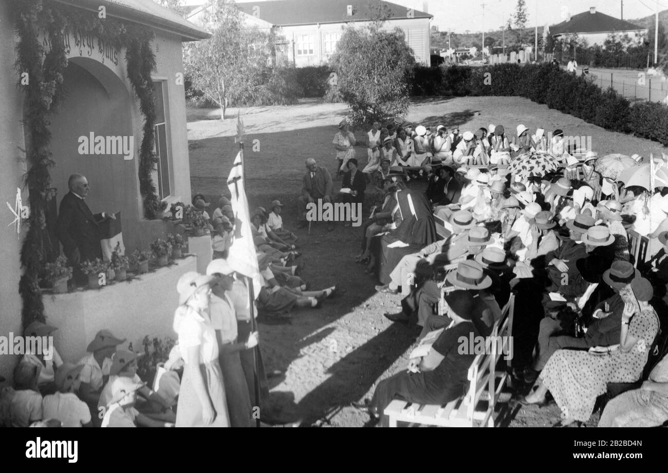 Inaugurazione della nuova Hedwig Hergl House in Africa, l'ex Africa orientale tedesca. Foto Stock