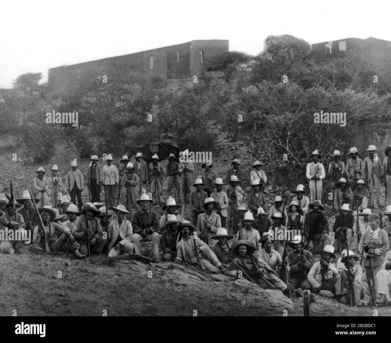 Il grande capo delle tribù indigene in Sud Africa Occidentale, Hendrik Witbooi, con i suoi uomini Orlog. Dal 1893 al 1894 combatté contro il tedesco Schutztrabppe. Dopo essere stato sconfitto e perdonato, lavorò per dieci anni dalla parte tedesca. Foto Stock