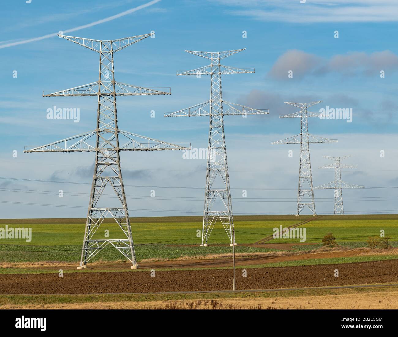 nuovissimi tralicci ad alta tensione senza fili, tecnologia Foto Stock