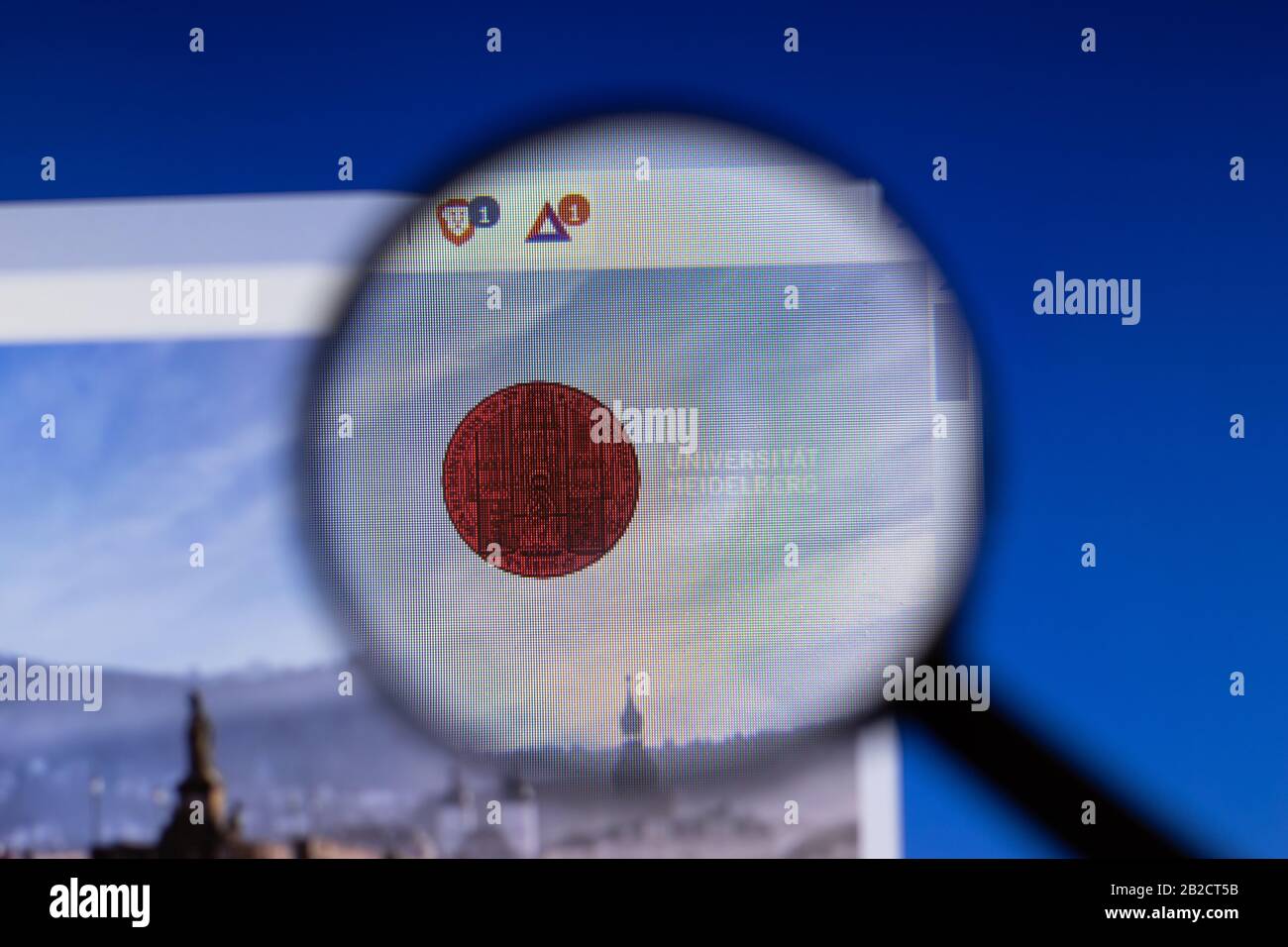 Los Angeles, California, Stati Uniti - 3 marzo 2020: Ruprecht-Karts-Universitat Heidelberg website homepage logo visibile sullo schermo, Illustrativo Foto Stock