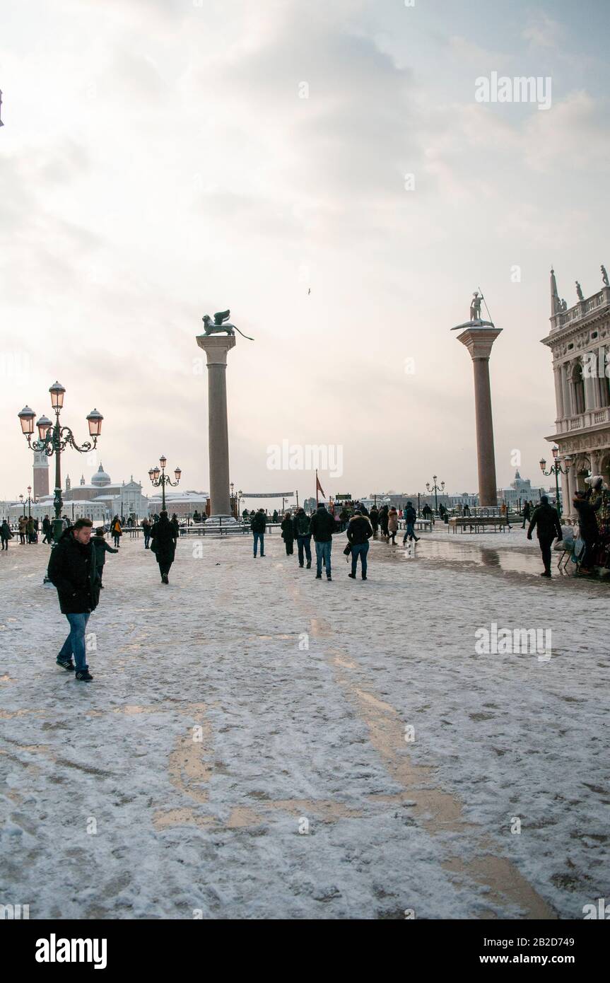 Vista panoramica durante l'inverno, Isola di Venezia, Veneto, Italia Foto Stock