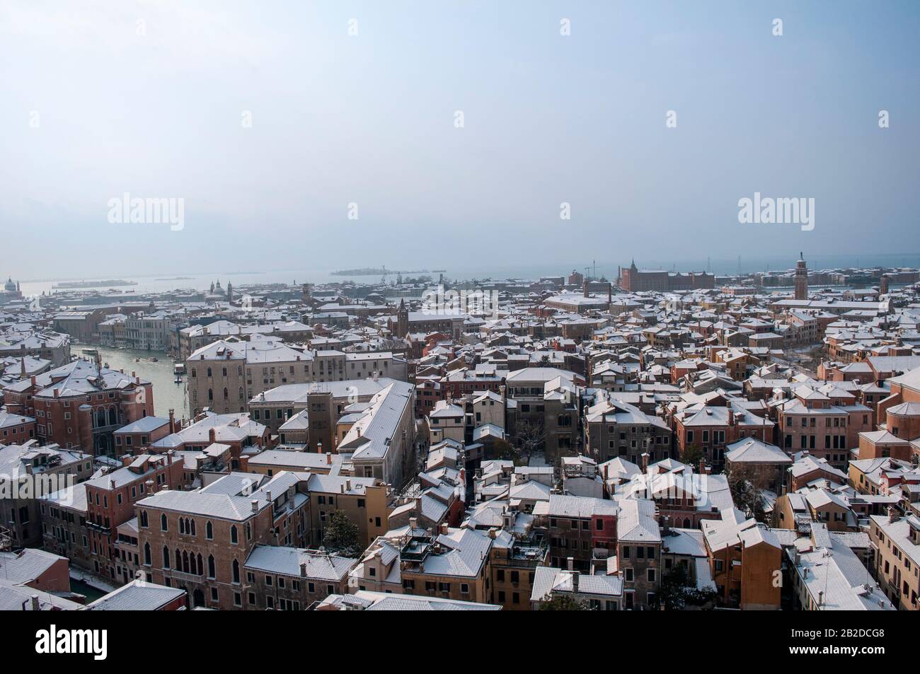 Vista panoramica durante l'inverno, Isola di Venezia, Veneto, Italia Foto Stock