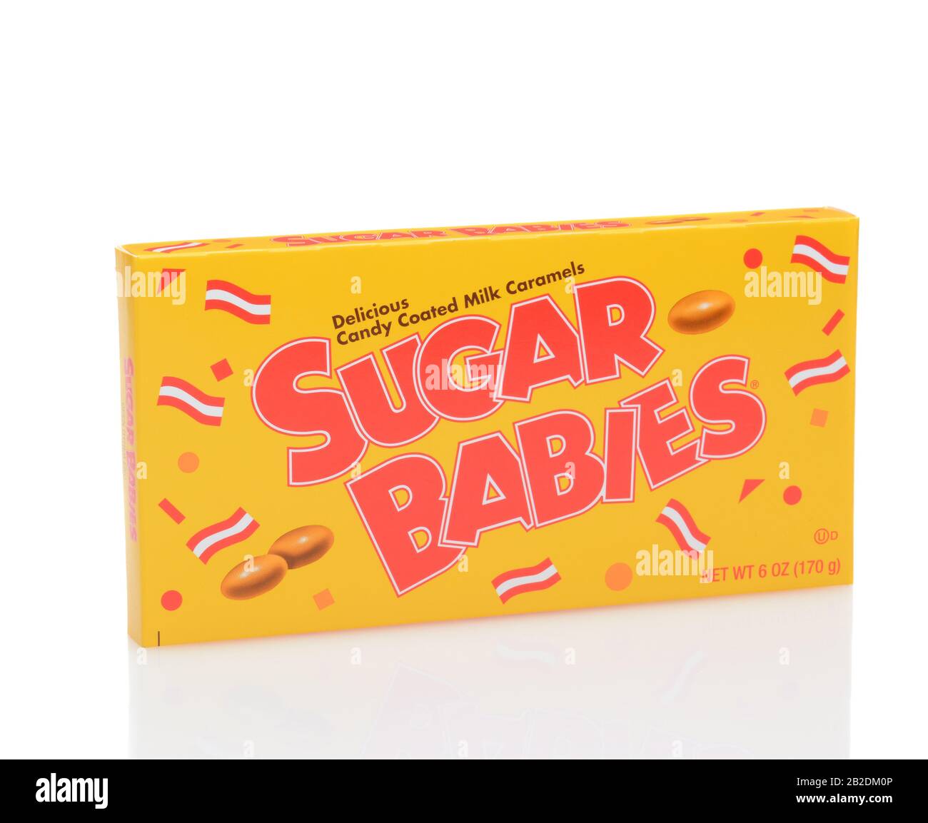 Irvine, CALIFORNIA - 12 DICEMBRE 2014: Una scatola di zucchero Babies Candy. Le caramelle di caramello del morso sviluppate in 1935 sono state denominate dopo la canzone ' Let M Foto Stock
