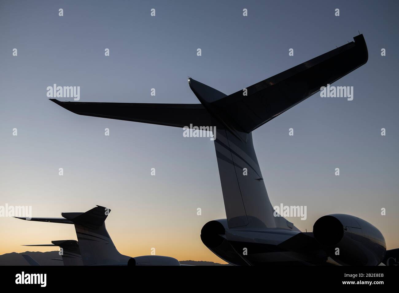 Sezione di coda dei getti Gulfstream al tramonto Foto Stock