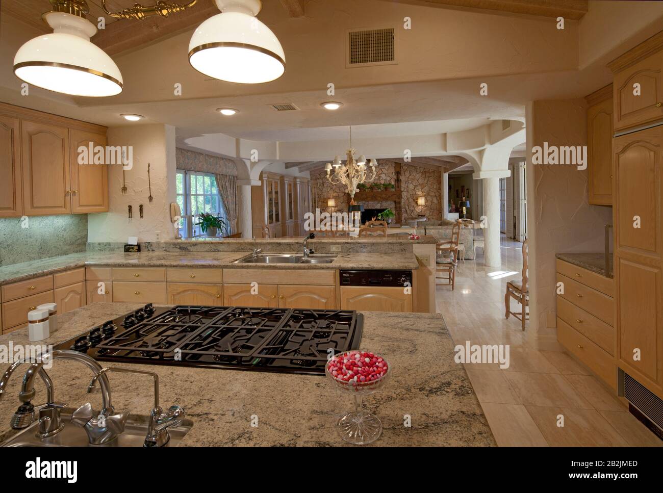 Cucina moderna in villa di lusso Foto Stock