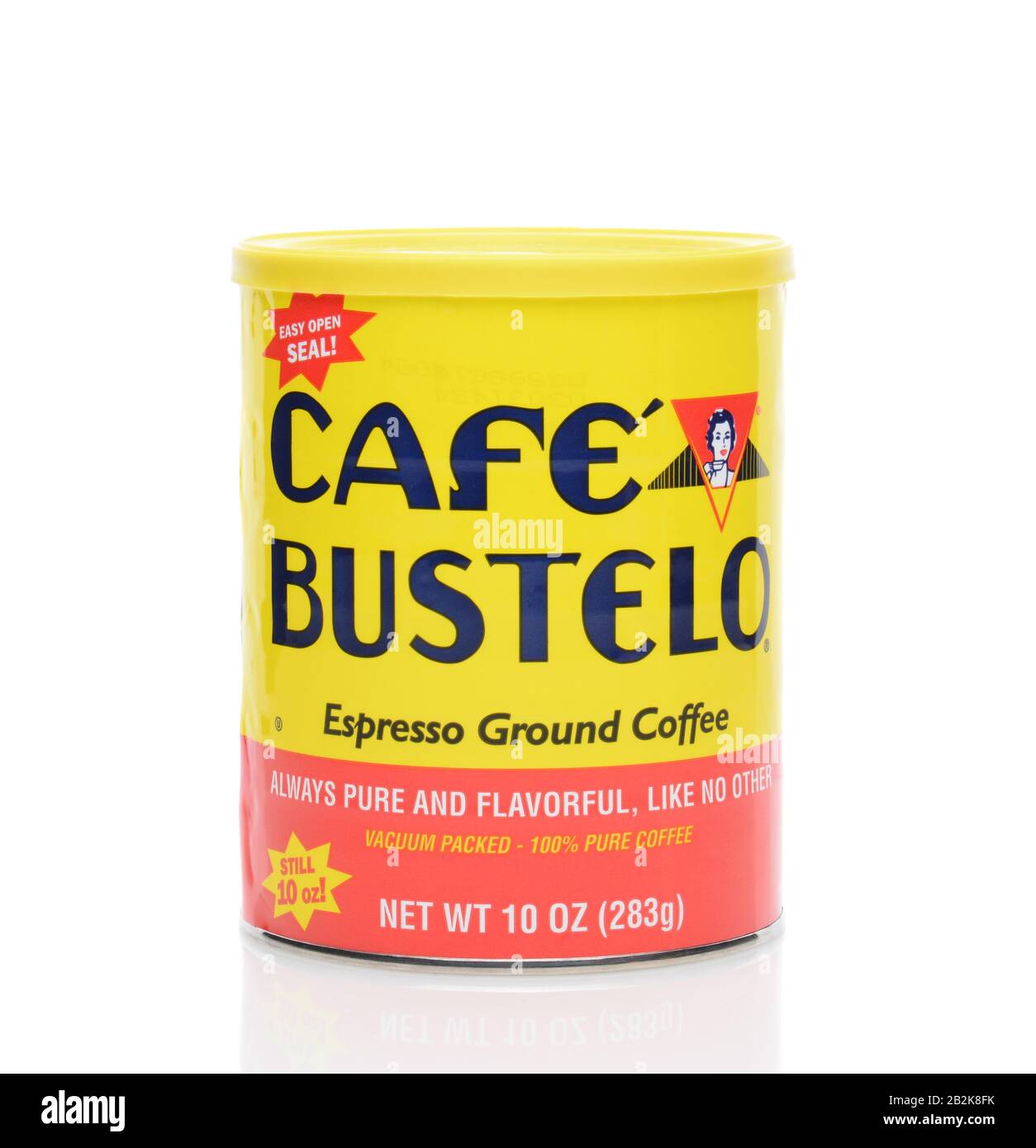 Irvine, CA - 23 GIUGNO 2014: Un Can of Cafe Bustelo espresso. Bustelos Coffee Roasters è stato avviato nel 1931 a East Harlem, New York, da Gregorio Bustelo Foto Stock